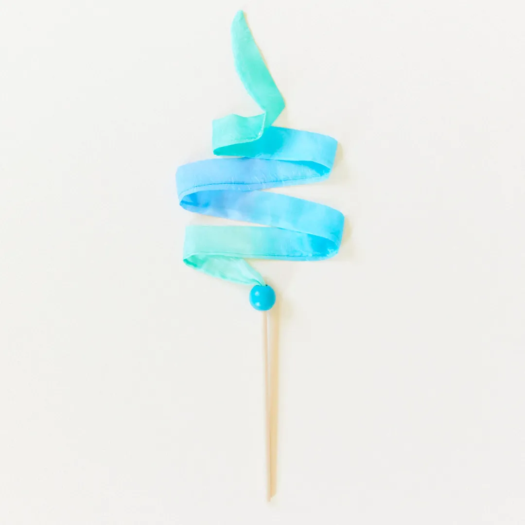Sarah's Silks Mini Sea Streamer New