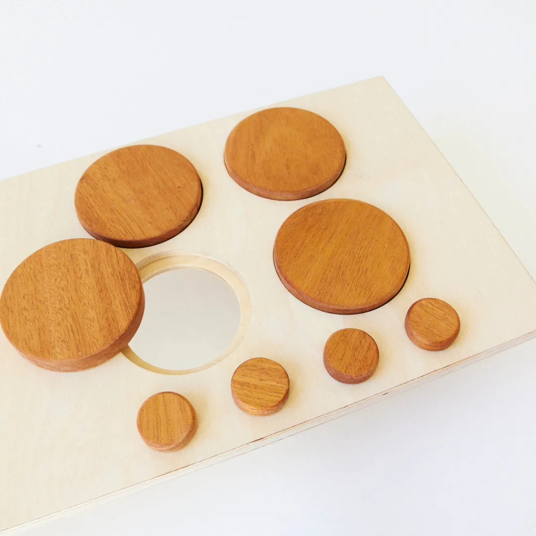 Sarah's Silks Playstand & Play Kitchen Online