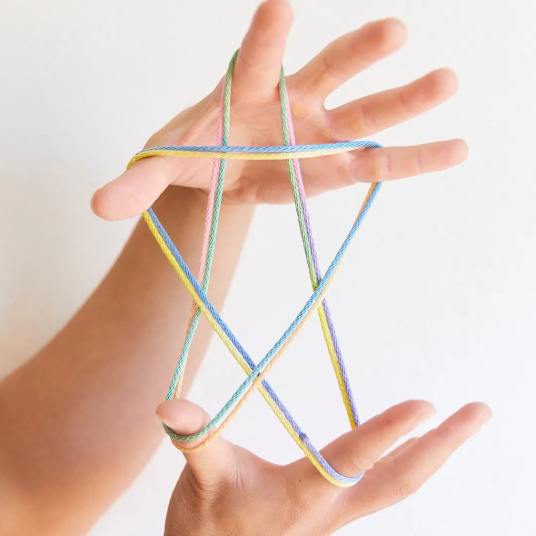 Sarah's Silks String Games Fashion